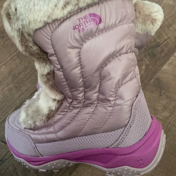 The North Face snow boot girls size 13 - Picture 3 of 5